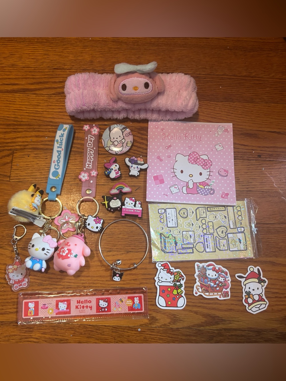 Hello Kitty Pink Kids Accessories Bundle - Headband & Keychains